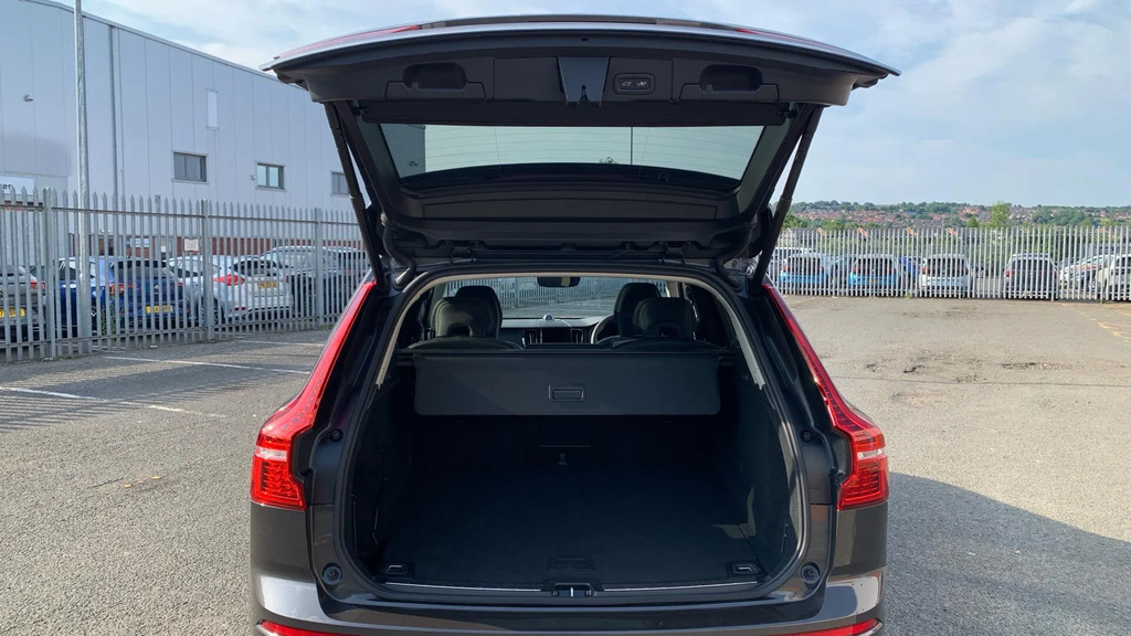 Volvo XC60 2.0 T8 455 Rc Phev Ultimate Dark Grey #13