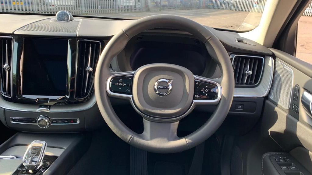Volvo XC60 2.0 T8 455 Rc Phev Ultimate Dark Grey #10