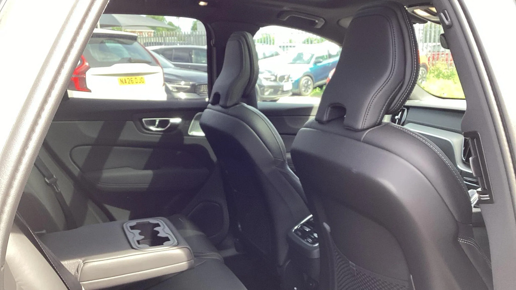 Volvo XC60 2.0 B5 Mhev Ultra Black Edition Awd Euro 6 S  #6