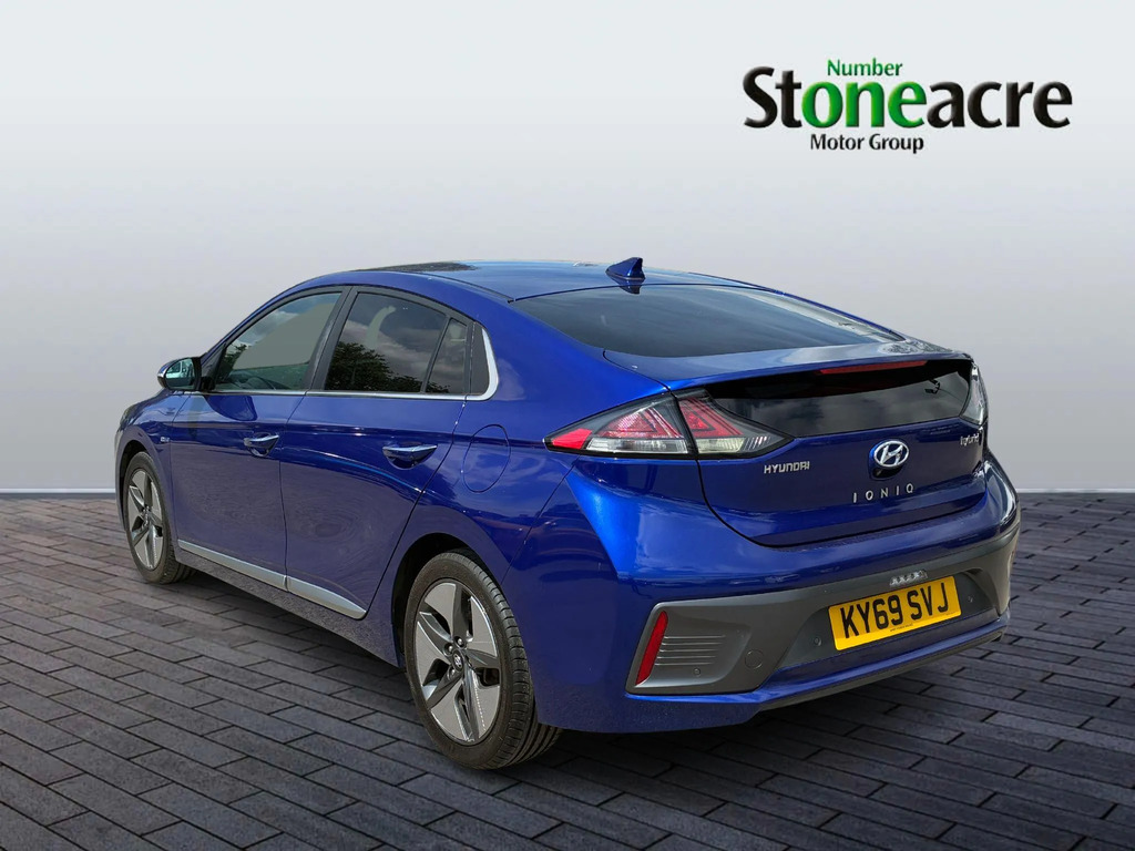 Hyundai Ioniq 1St Edition Red #4