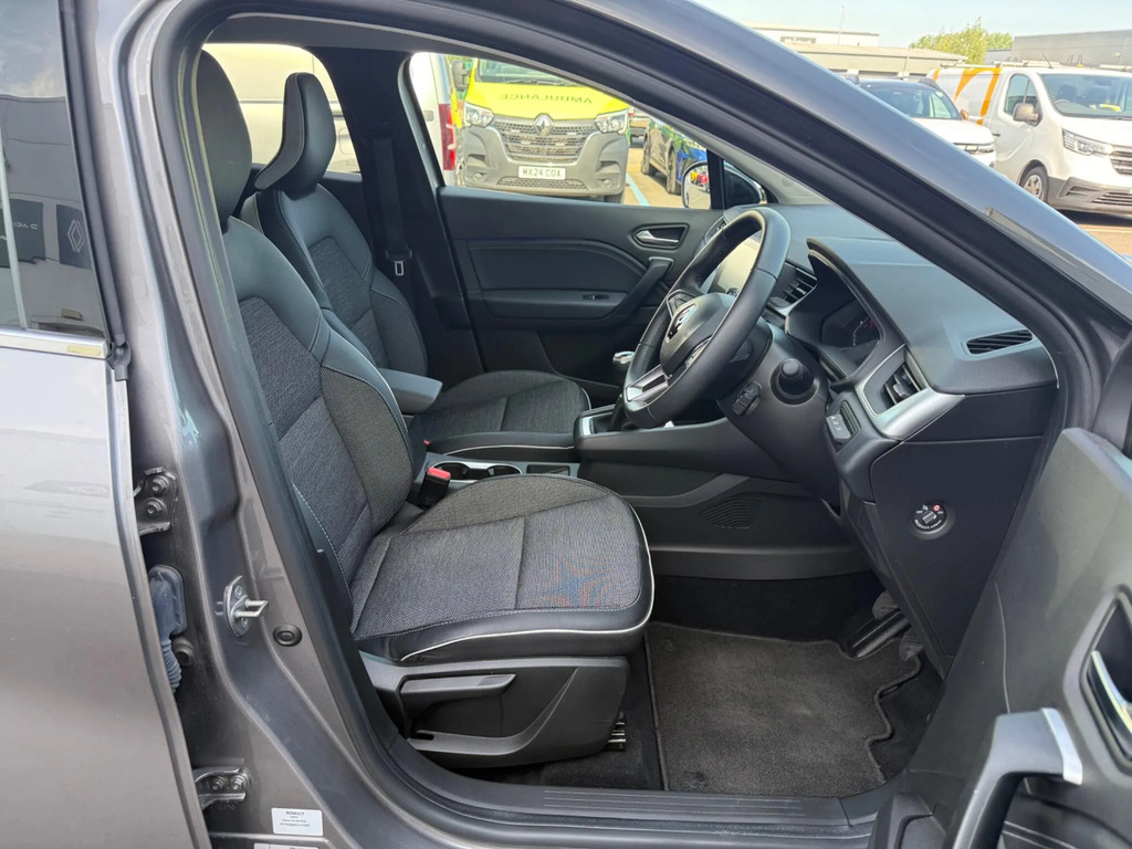 Renault Captur Techno Tce 90 My22  #2