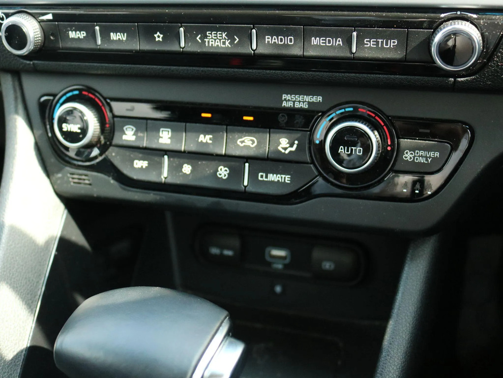 Kia Niro 3 Blue #21