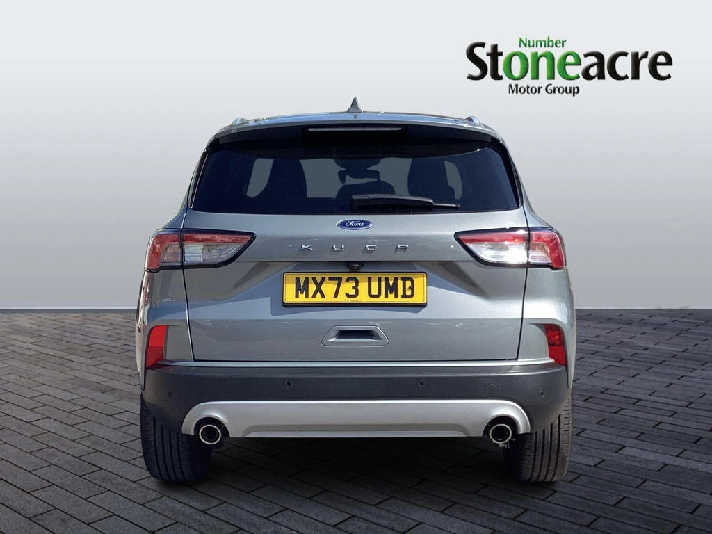 Ford Kuga 1.5 Ecoboost 150 Titanium Edition  #3