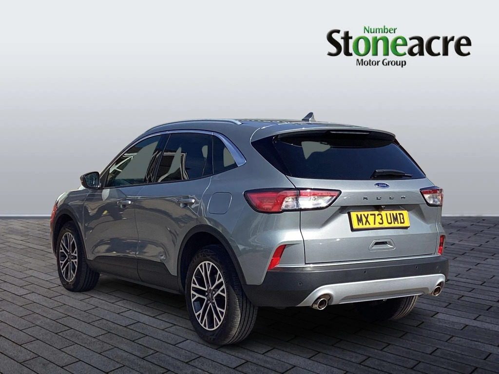Ford Kuga 1.5 Ecoboost 150 Titanium Edition  #4