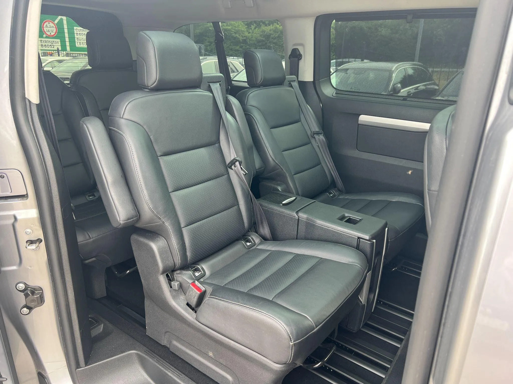 Peugeot Traveller Allure Grey #19