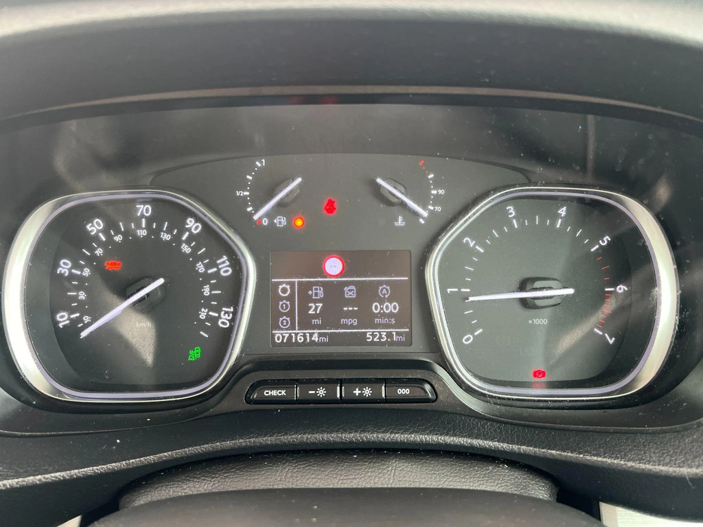 Peugeot Traveller Allure Grey #40