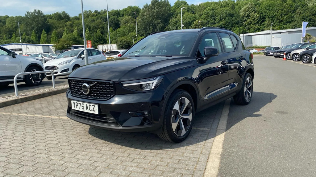Volvo XC40 2.0 B4p Plus Dark  #3