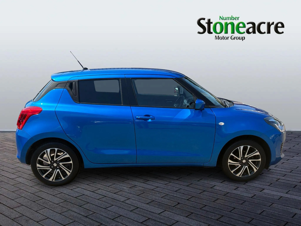 Suzuki Swift Swift Sz-l Dualjet Mhev Red #7