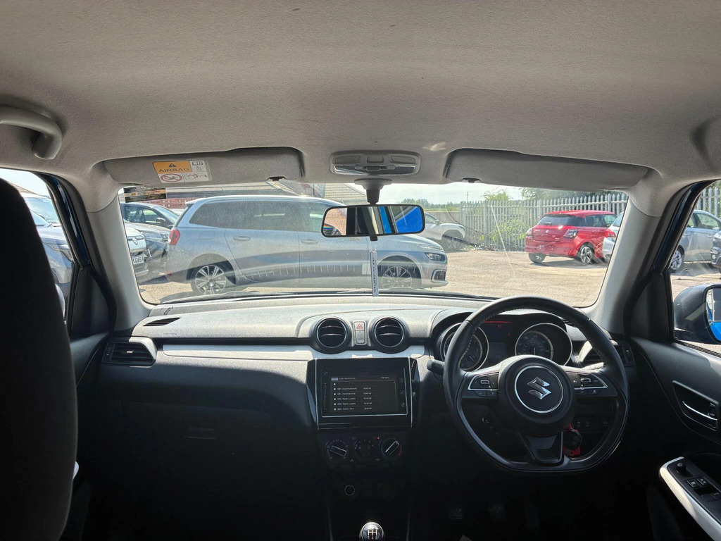 Suzuki Swift Swift Sz-l Dualjet Mhev Red #22