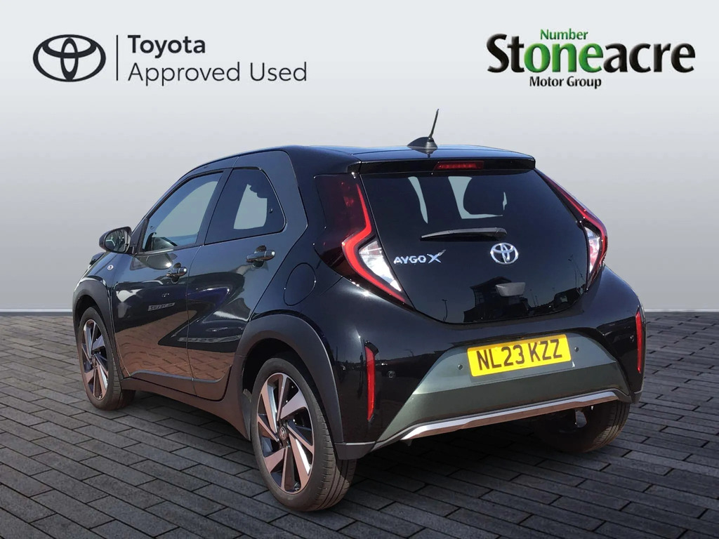 Toyota Aygo X 1.0 Vvt-i Exclusive  #4