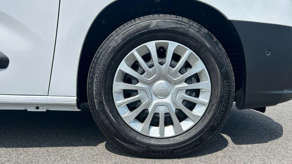 Toyota Proace City Active White #19