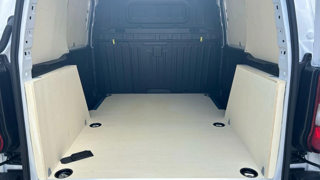Toyota Proace City Active White #17
