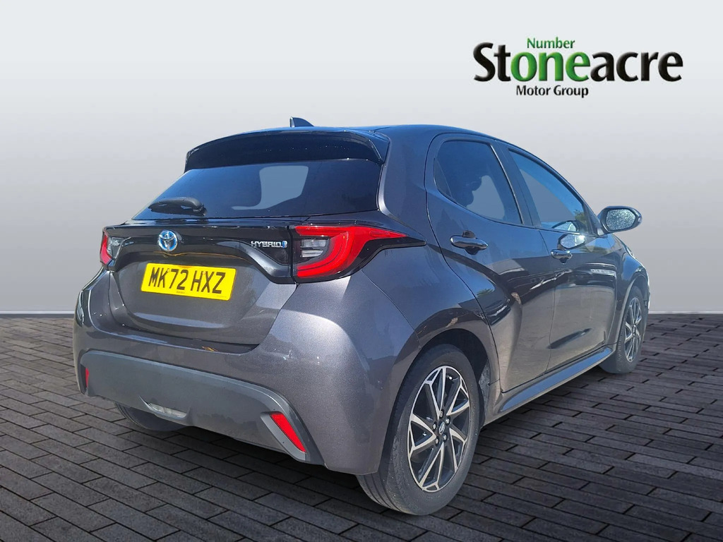 Toyota Yaris 1.5 Hybrid Design Cvt  #3