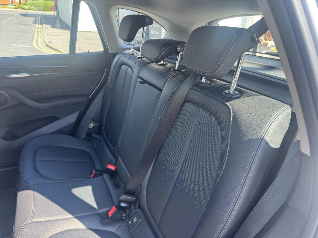 BMW X1 Sdrive 20I Xline Step Grey #15