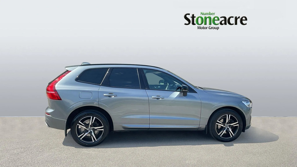 Volvo XC60 2.0 B5p 250 R Design Geartronic  #3