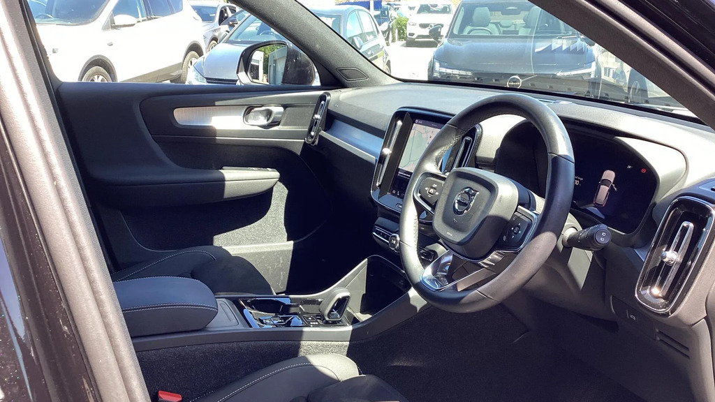 Volvo XC40 2.0 B4 Mhev Plus Black Edition Dct Euro 6 S  #4