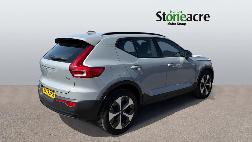 Volvo XC40 2.0 B3p Plus Dark  #2