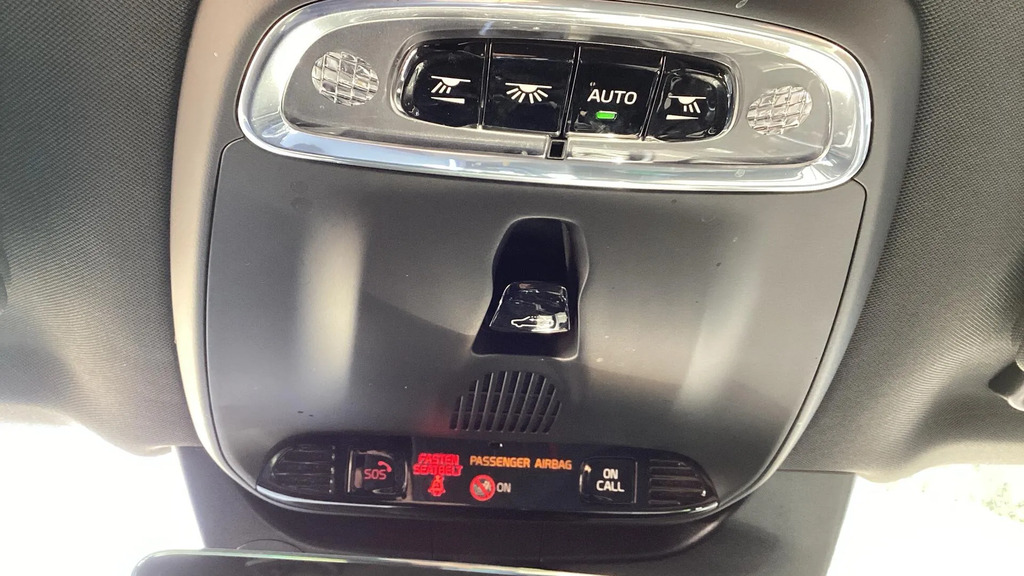 Volvo XC90 T8 Twin Engine Awd Inscription Grey #26