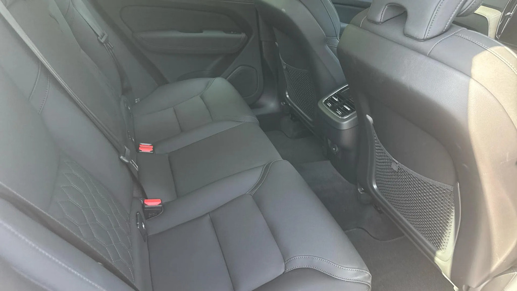 Volvo XC60 2.0 B5 Mhev Plus Pro Awd Euro 6 Ss  #6