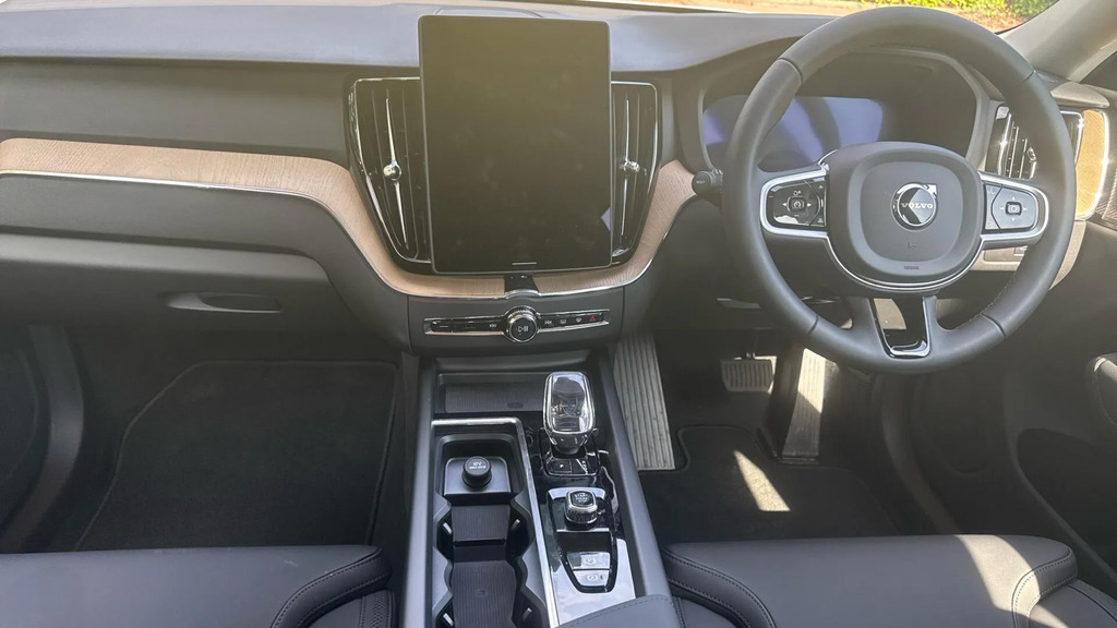Volvo XC60 2.0 B5 Mhev Plus Pro Awd Euro 6 Ss  #5