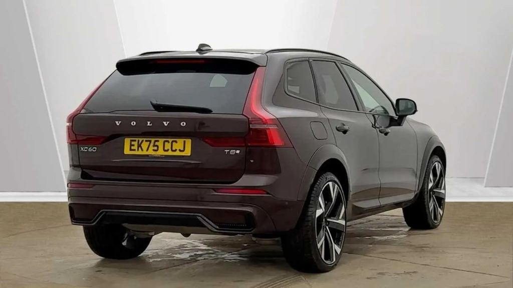 Volvo XC60 2.0 T8 18.8Kwh Ultra Dark Awd Euro 6 Ss  #3
