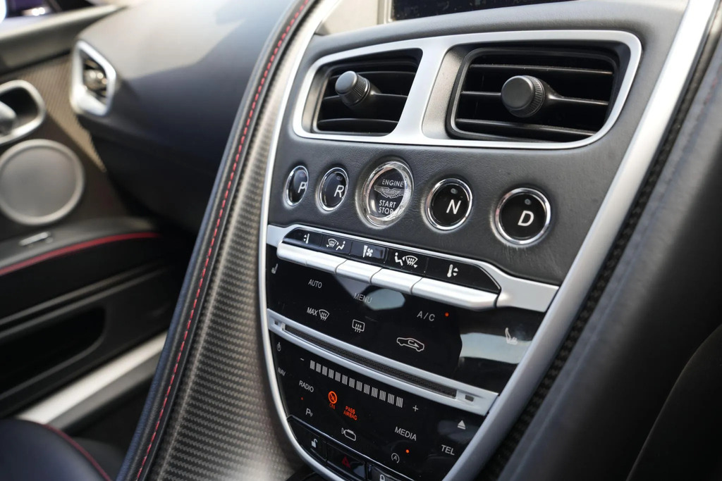 Aston Martin DBS Automatic Grey #13