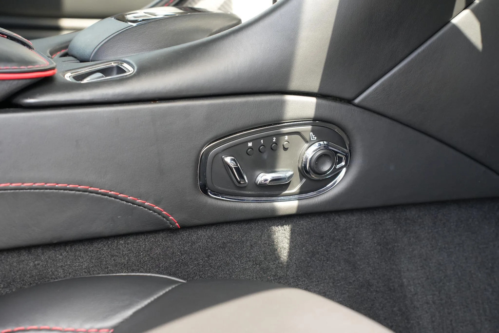 Aston Martin DBS Automatic Grey #25