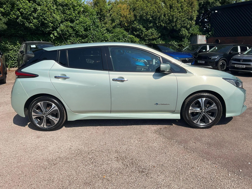 Nissan Leaf 110Kw Tekna 40Kwh  #8