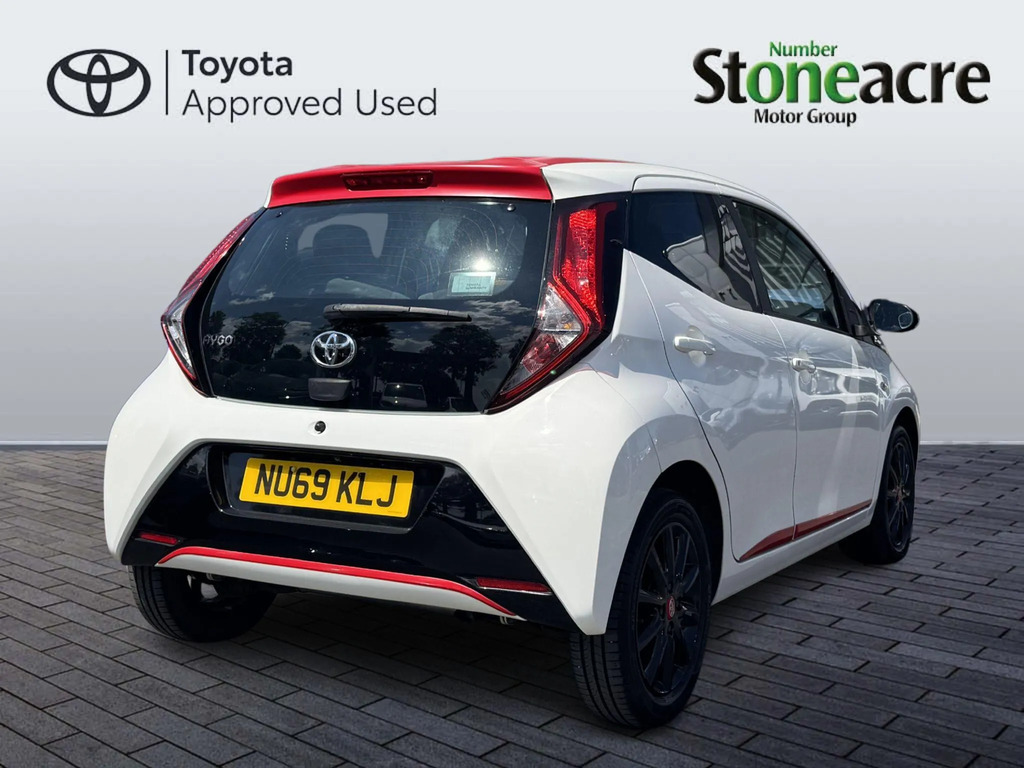 Toyota Aygo 1.0 Vvt-i X-play  #3