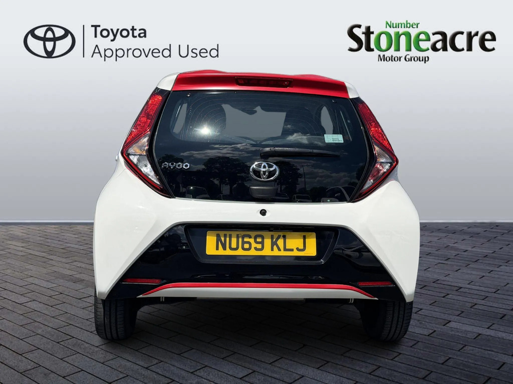Toyota Aygo 1.0 Vvt-i X-play  #4