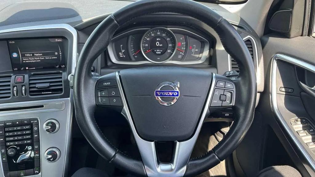 Volvo XC60 Xc60 R-design Lux Nav T5 White #10
