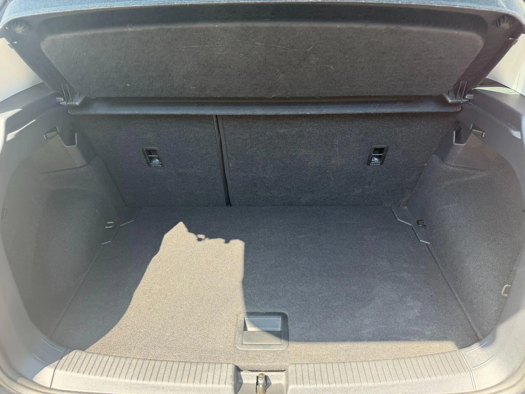 Volkswagen T-Cross 1L Active Grey #27