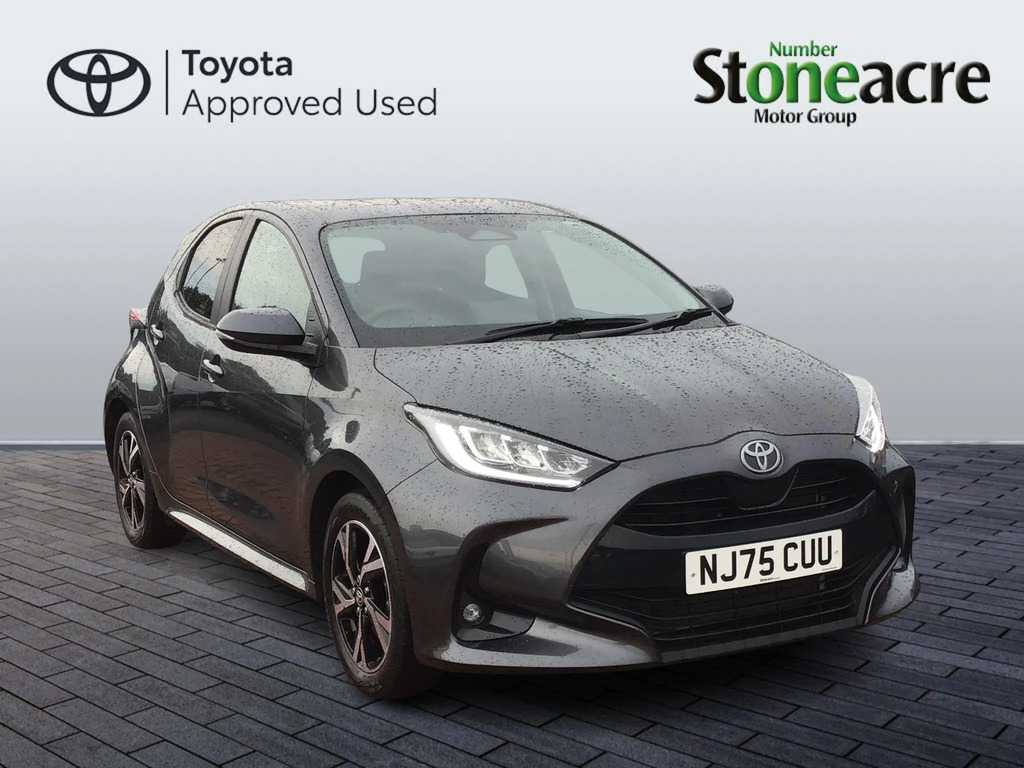 Toyota Yaris 1.5 Hybrid Design Cvt 