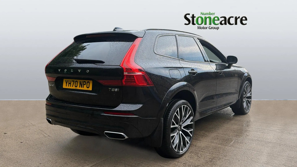 Volvo XC60 2.0 T8 390 Hybrid R Design Pro Awd G Tronic  #2
