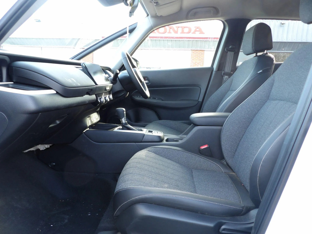 Honda Jazz H I-mmd Advance Sport Red #13