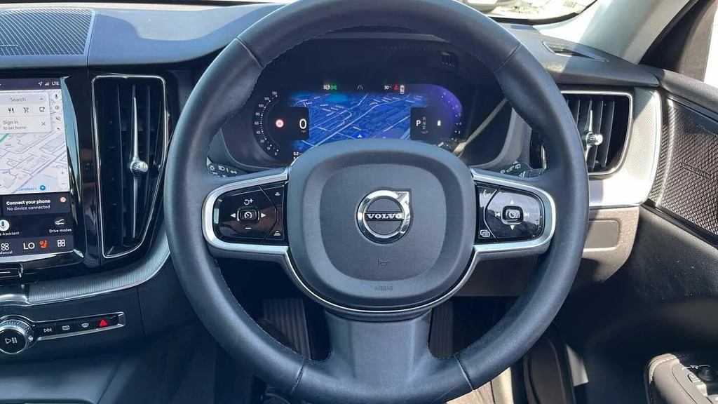 Volvo XC60 2.0 B5p Plus Dark Awd Geartronic Black #10