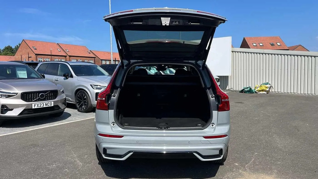 Volvo XC60 2.0 B5p Plus Dark Awd Geartronic Black #13