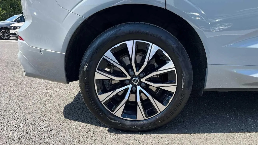 Volvo XC60 2.0 B5p Plus Dark Awd Geartronic Black #32