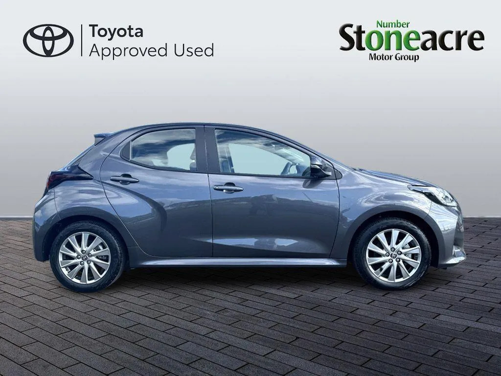 Toyota Yaris 1.5 Hybrid Icon Cvt Grey #2