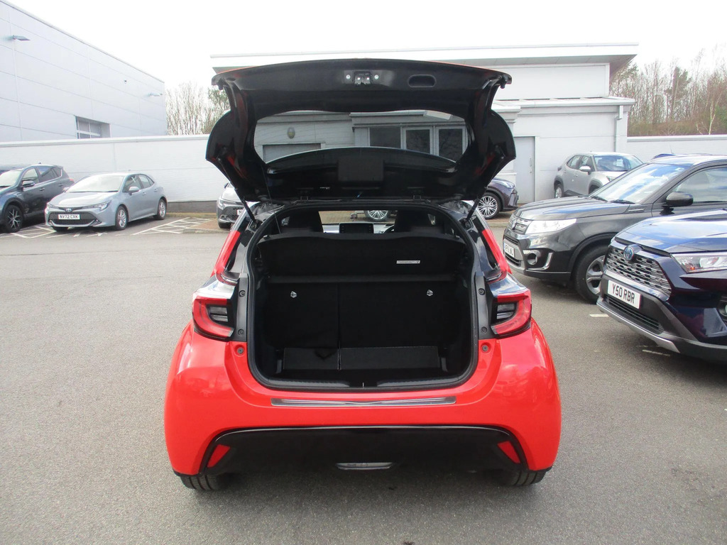 Toyota Yaris 1.5 Vvt-h Excel E-cvt Brown #10