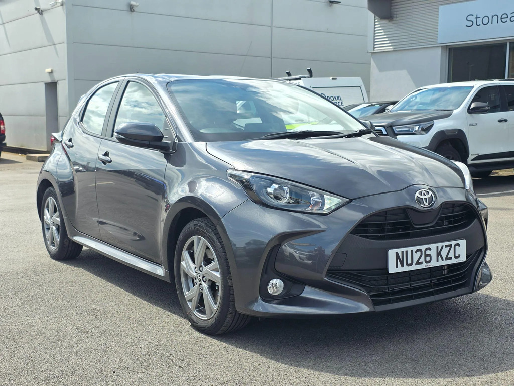 Toyota Yaris 1.5 Hybrid Icon Cvt 