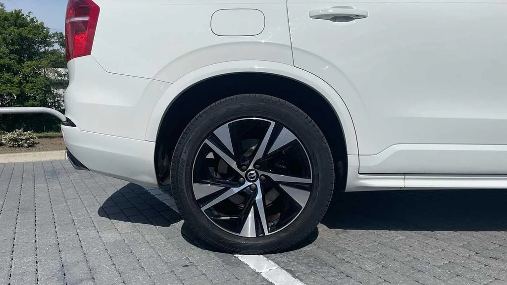 Volvo XC90 2019 2.0 T8 Twin Engine Inscription Pro Awd 385 Grey #9