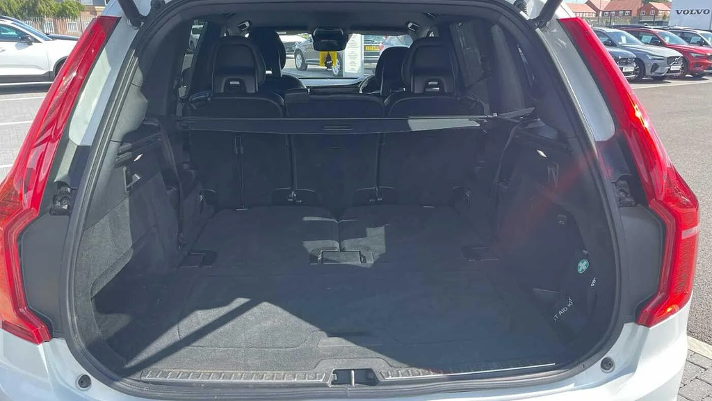 Volvo XC90 2019 2.0 T8 Twin Engine Inscription Pro Awd 385 Grey #13