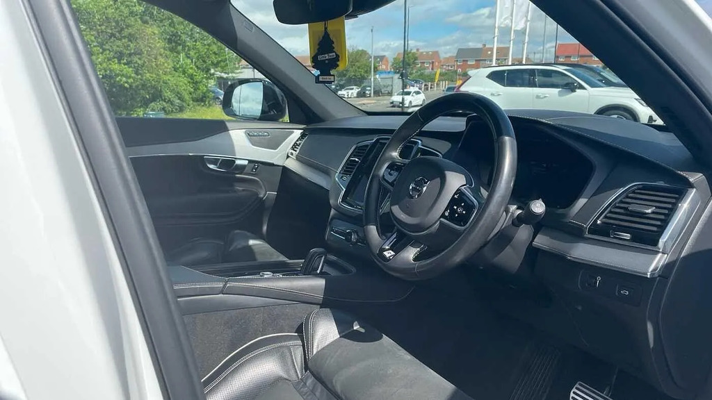 Volvo XC90 2019 2.0 T8 Twin Engine Inscription Pro Awd 385 Grey #11