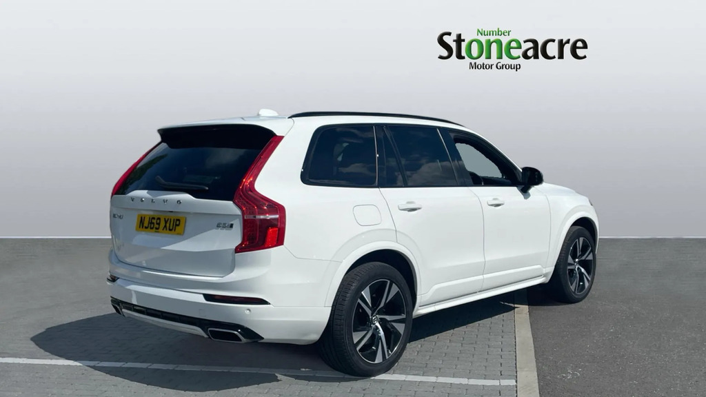 Volvo XC90 2.0 B5d 235 R Design White #2