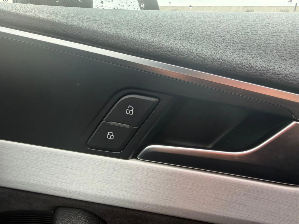 Audi A4 Avant 2.0 Avant Tdi Ultra Sport 148 Bhp Black #18