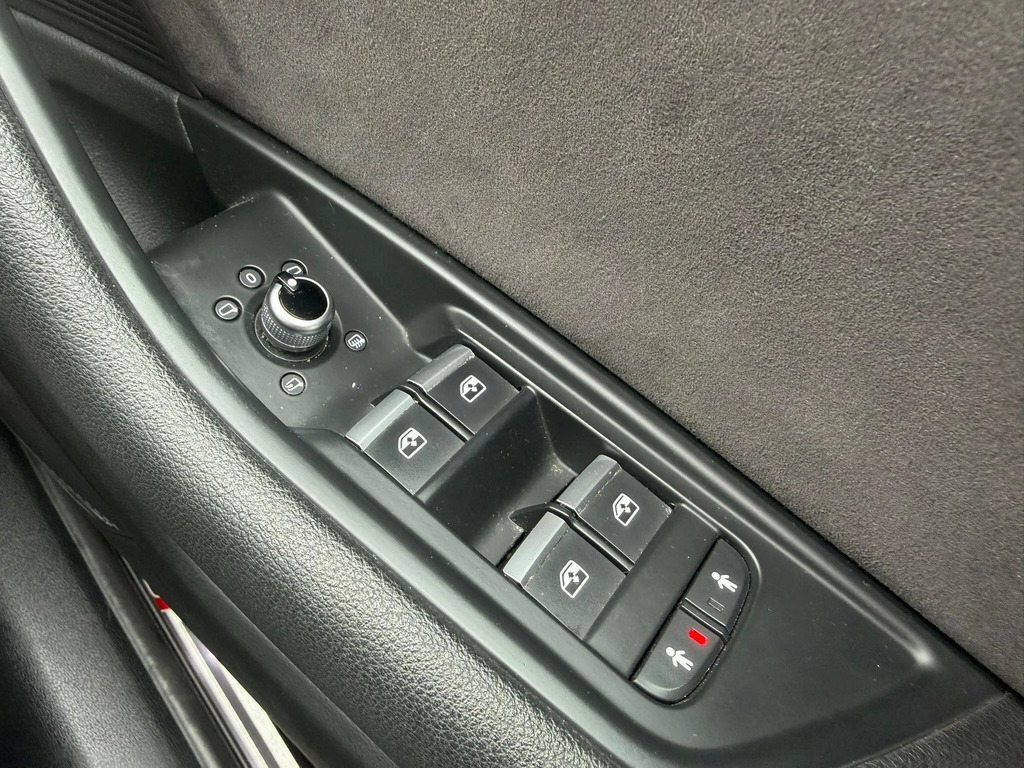 Audi A4 Avant 2.0 Avant Tdi Ultra Sport 148 Bhp Black #16