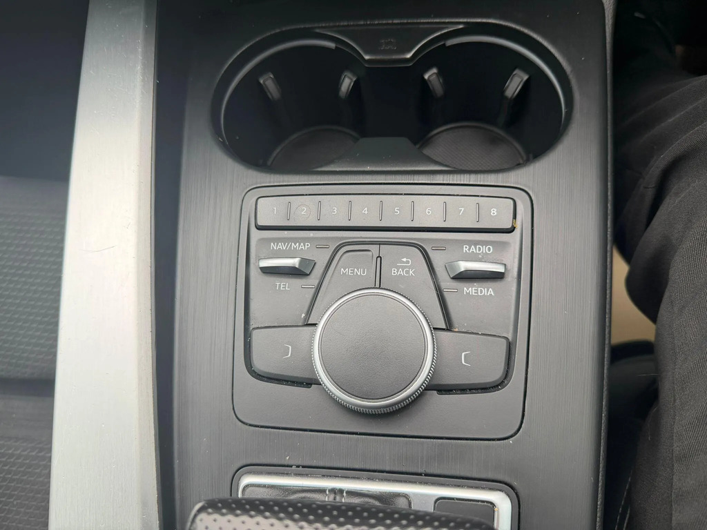 Audi A4 Avant 2.0 Avant Tdi Ultra Sport 148 Bhp Black #21