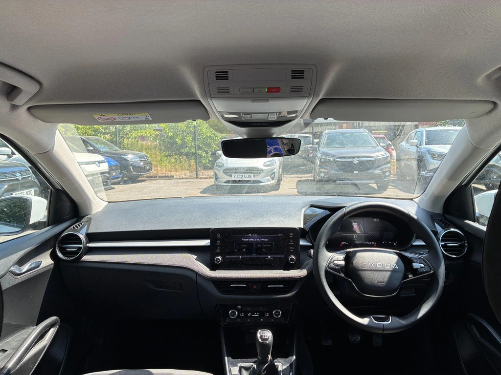 Skoda Fabia 1.0 Tsi 116 Design Edition Dsg White #23
