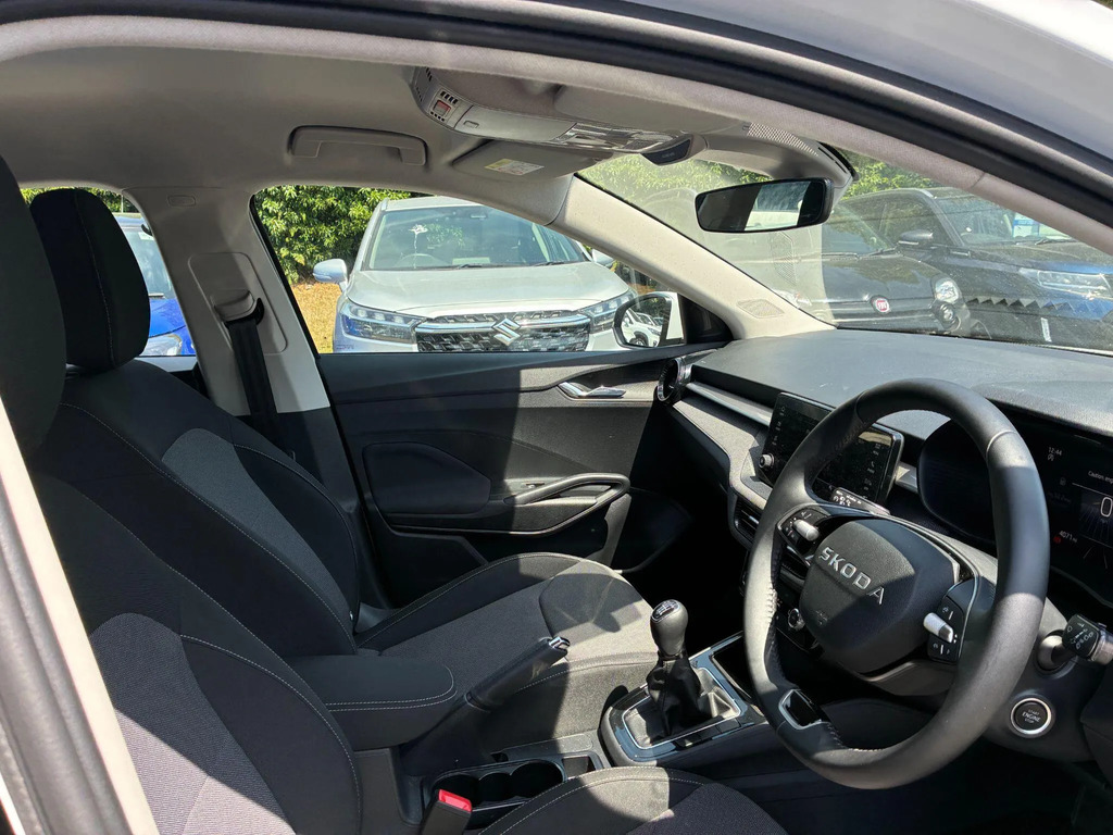 Skoda Fabia 1.0 Tsi 116 Design Edition Dsg White #22
